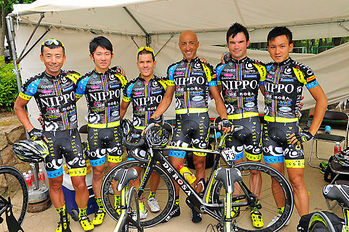 TEAM NIPPO-DE ROSA