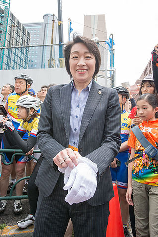 スターター：橋本聖子参議院議員