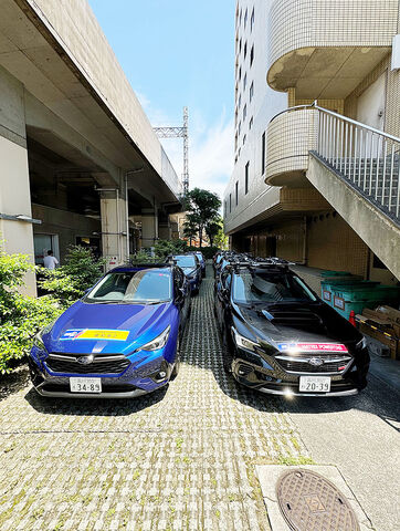 Team Car, Commisseire's Car