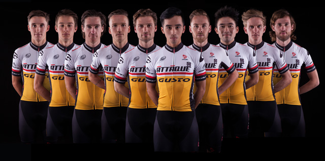 ATTAQUE TEAM GUSTO 100703_08.jpg